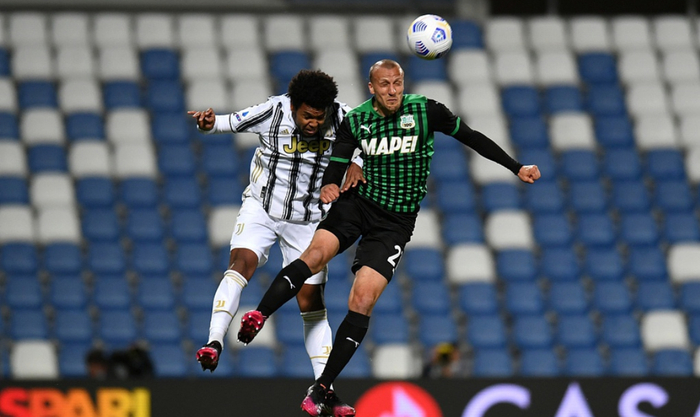 leyu乐鱼体育中国-包含尤文图斯1-1萨索洛，C罗点球救主，助老妇人继续领跑意甲的词条